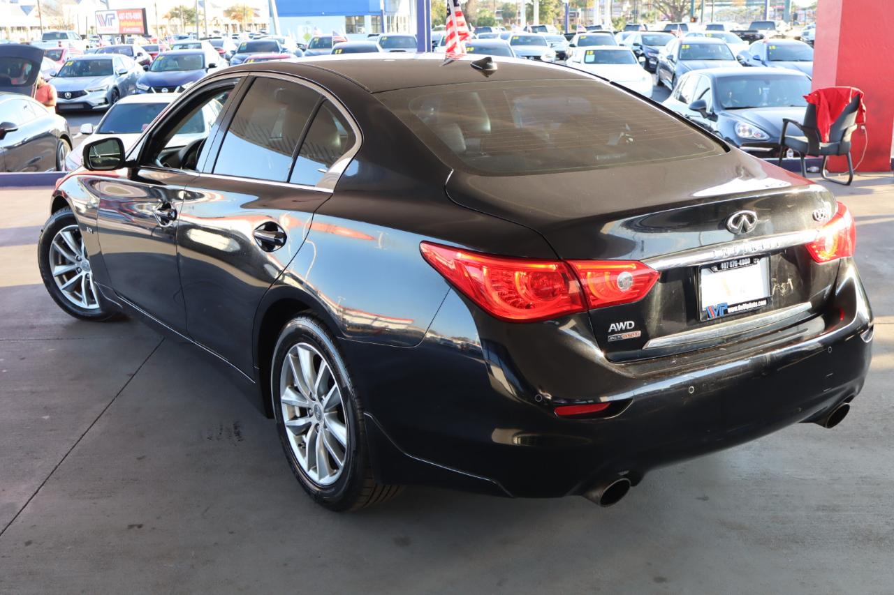 Infiniti Q50 4dr Sdn 3.0t Premium AWD 2016