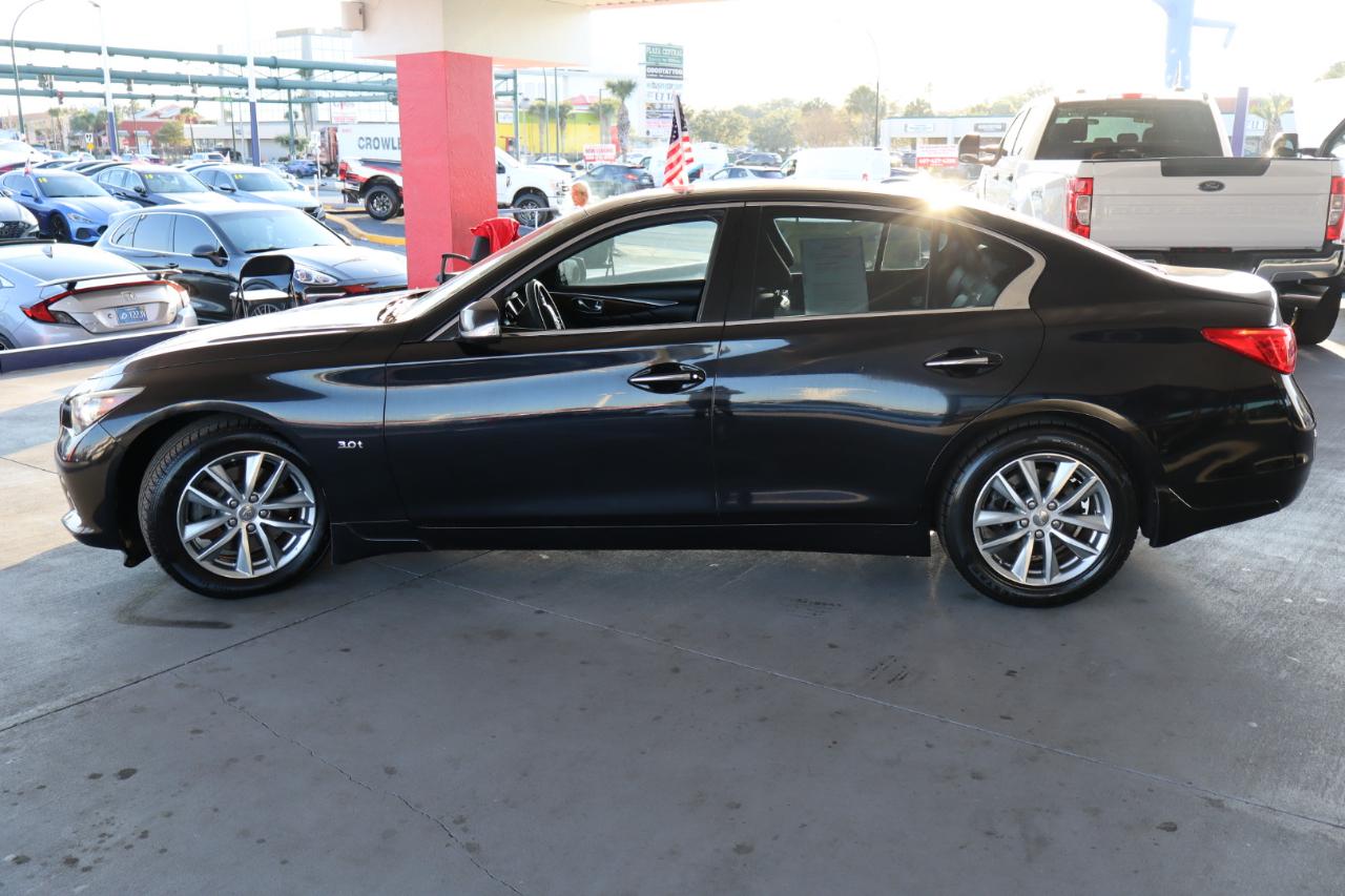 Infiniti Q50 4dr Sdn 3.0t Premium AWD 2016