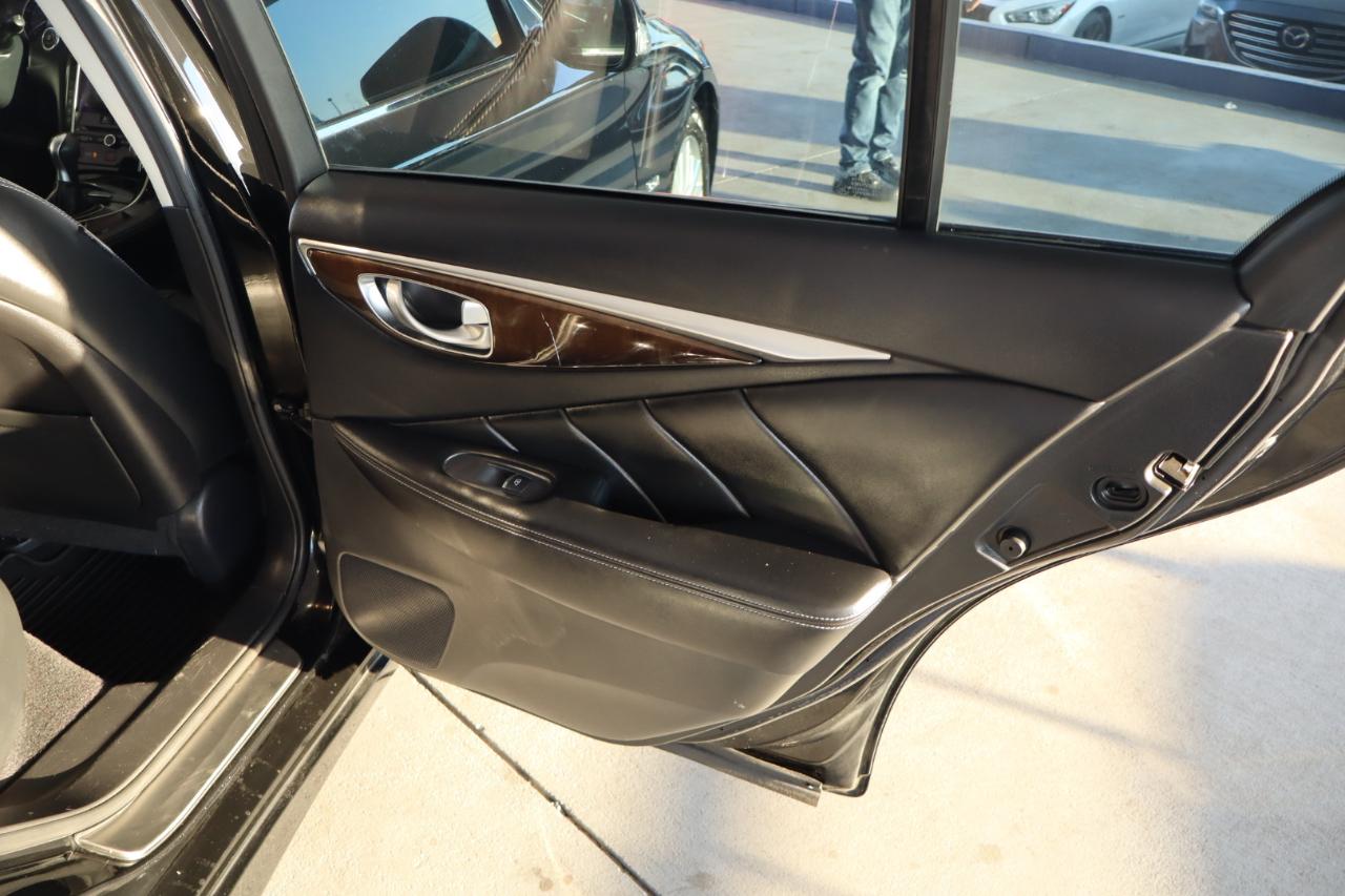 Infiniti Q50 4dr Sdn 3.0t Premium AWD 2016