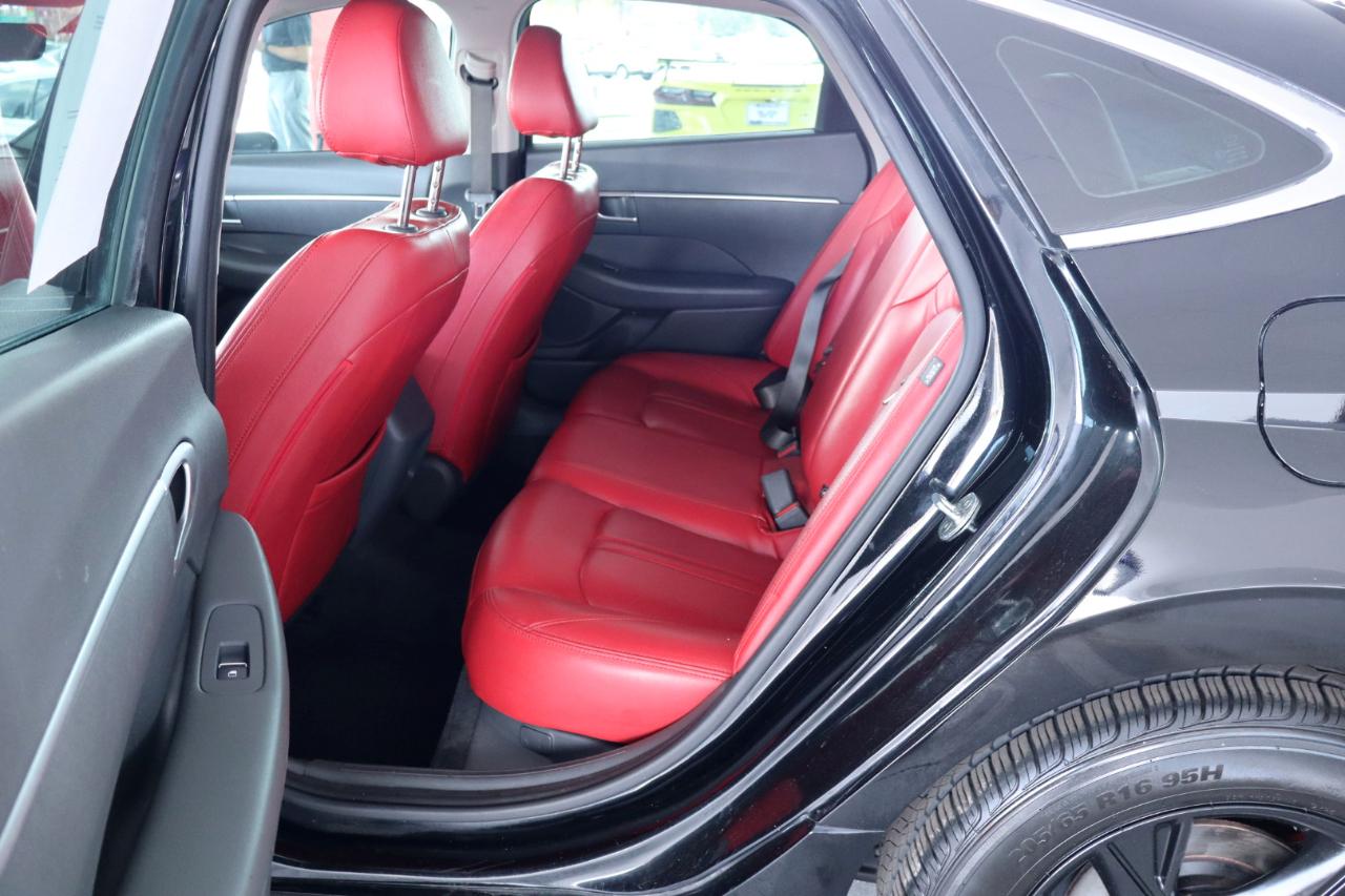 Hyundai Sonata SE 2.5L 2020