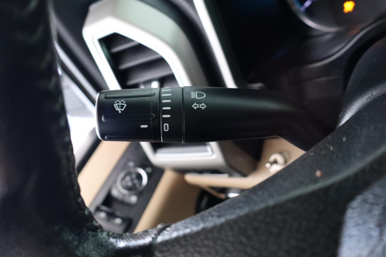 Ford Super Duty F-250 SRW 4WD Crew Cab 172" Lariat 2021