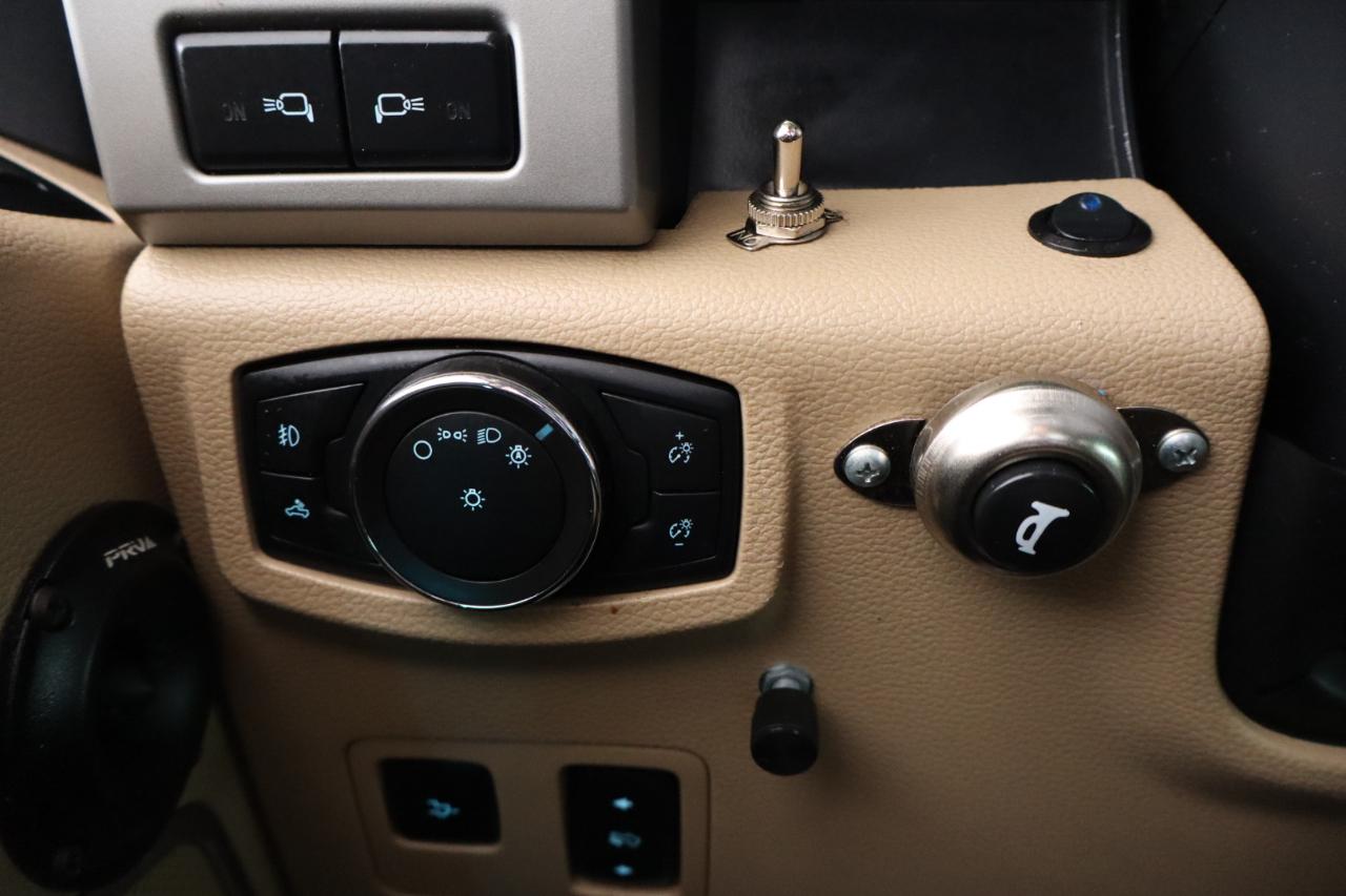 Ford Super Duty F-250 SRW 4WD Crew Cab 172" Lariat 2021