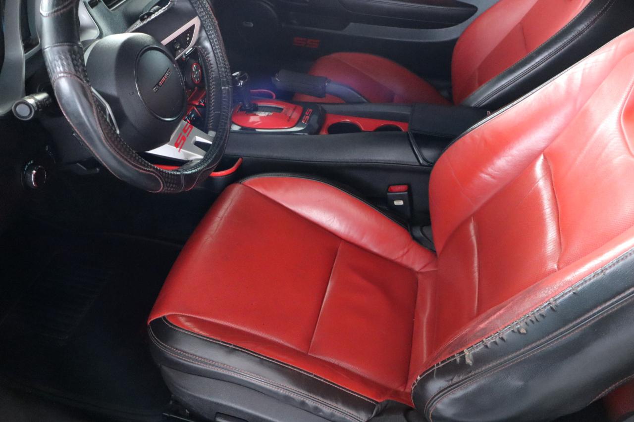 Chevrolet Camaro 2dr Cpe 2SS 2011