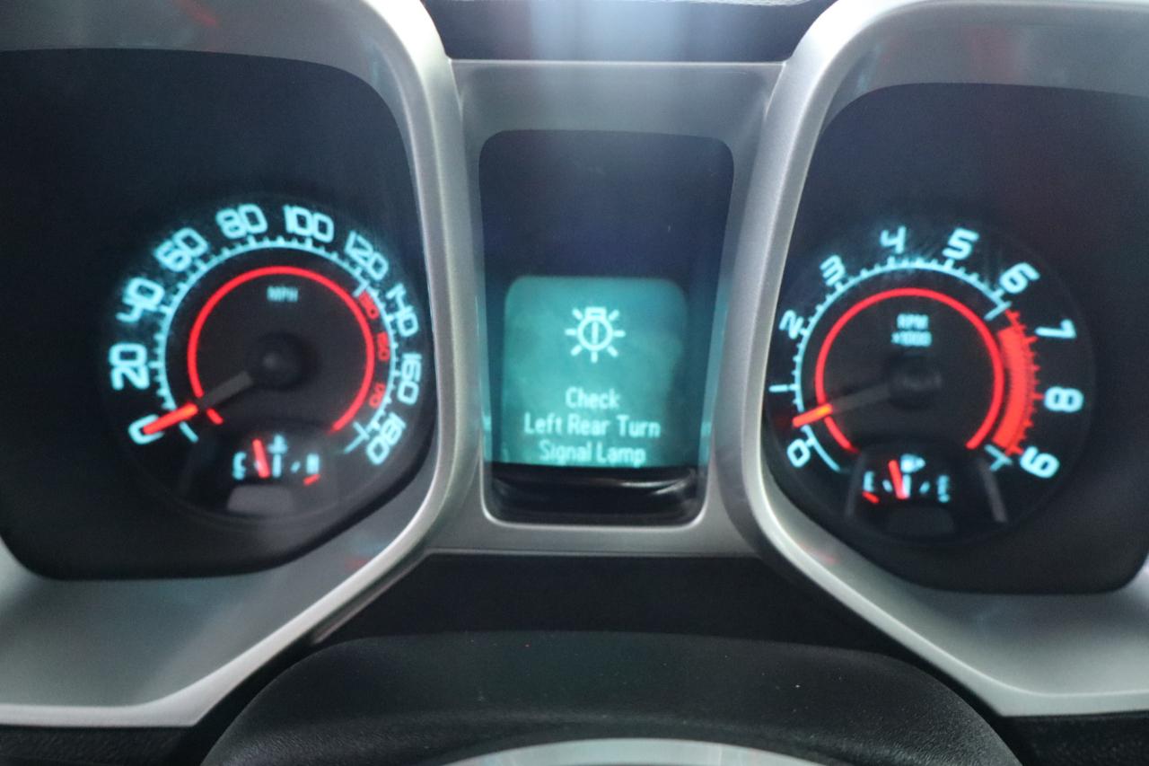 Chevrolet Camaro 2dr Cpe 2SS 2011