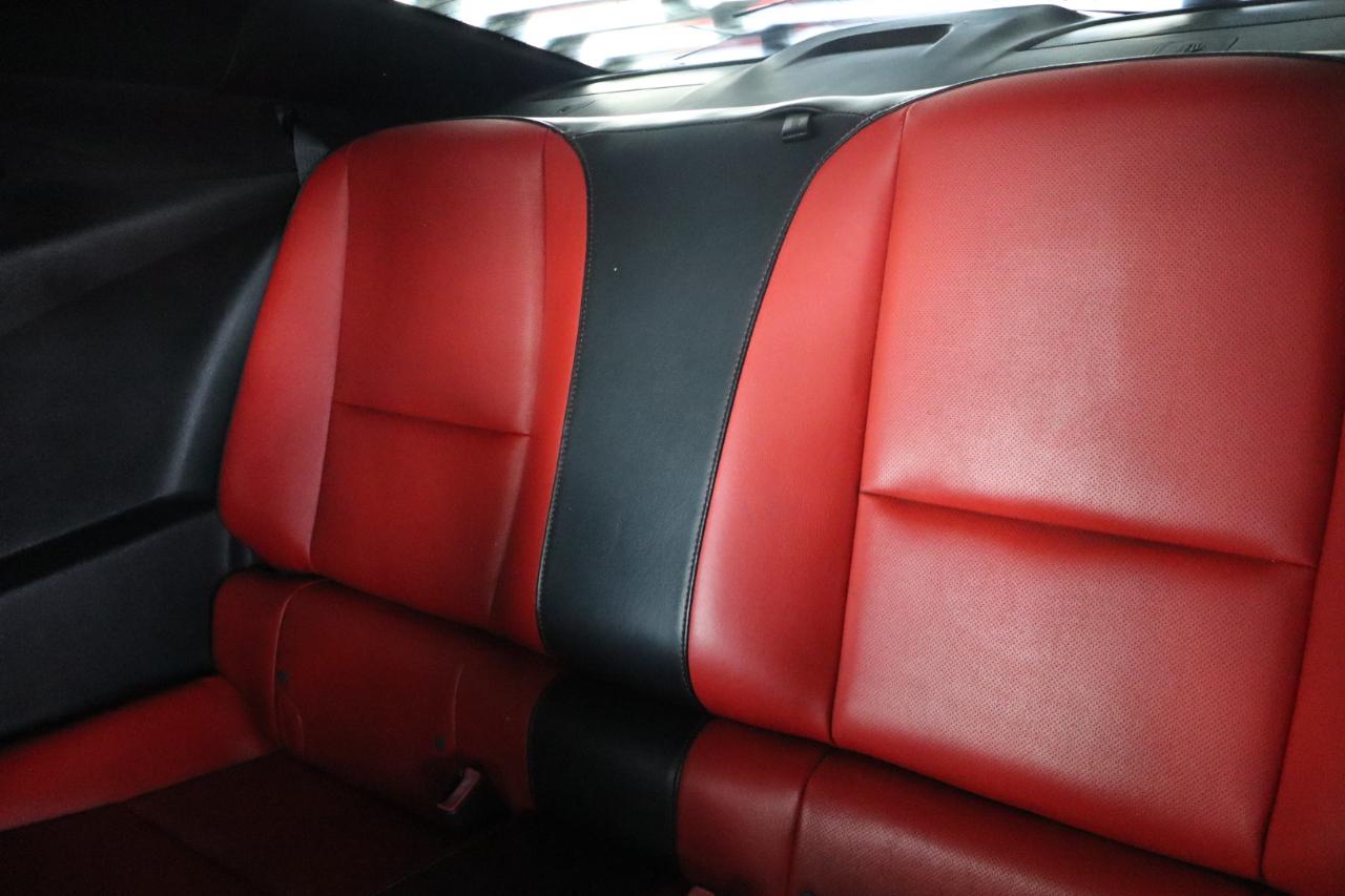 Chevrolet Camaro 2dr Cpe 2SS 2011