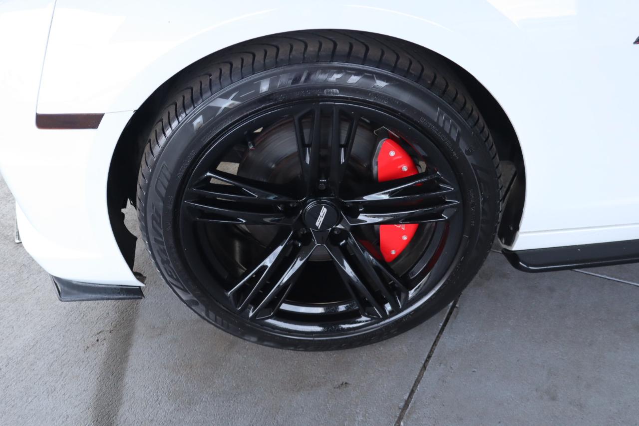 Chevrolet Camaro 2dr Cpe 2SS 2011