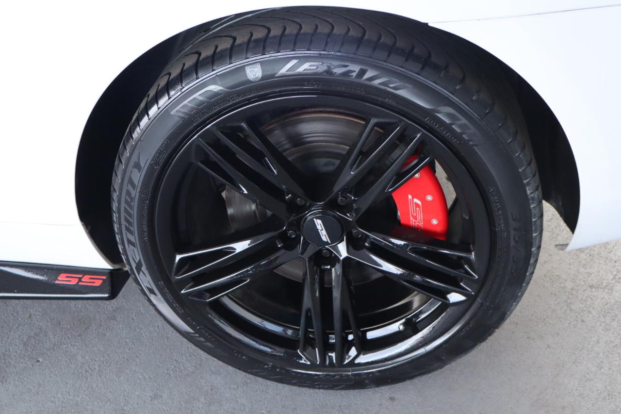 Chevrolet Camaro 2dr Cpe 2SS 2011