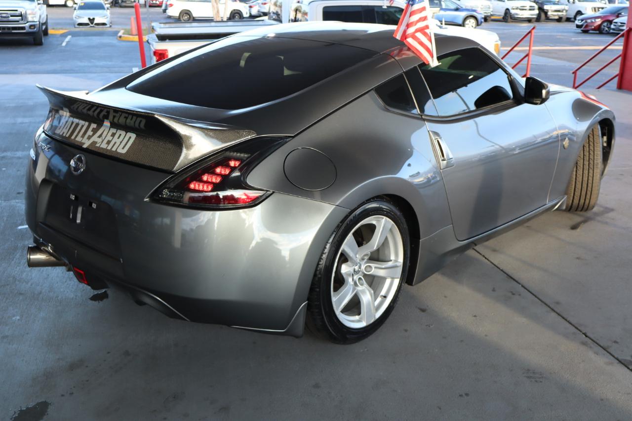 Nissan 370Z 2dr Cpe Auto 2012
