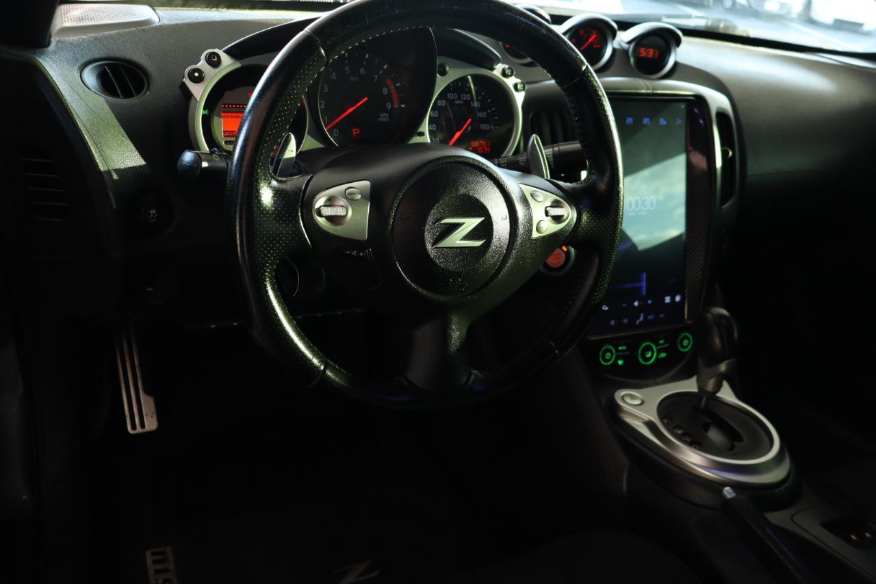 Nissan 370Z 2dr Cpe Auto 2012