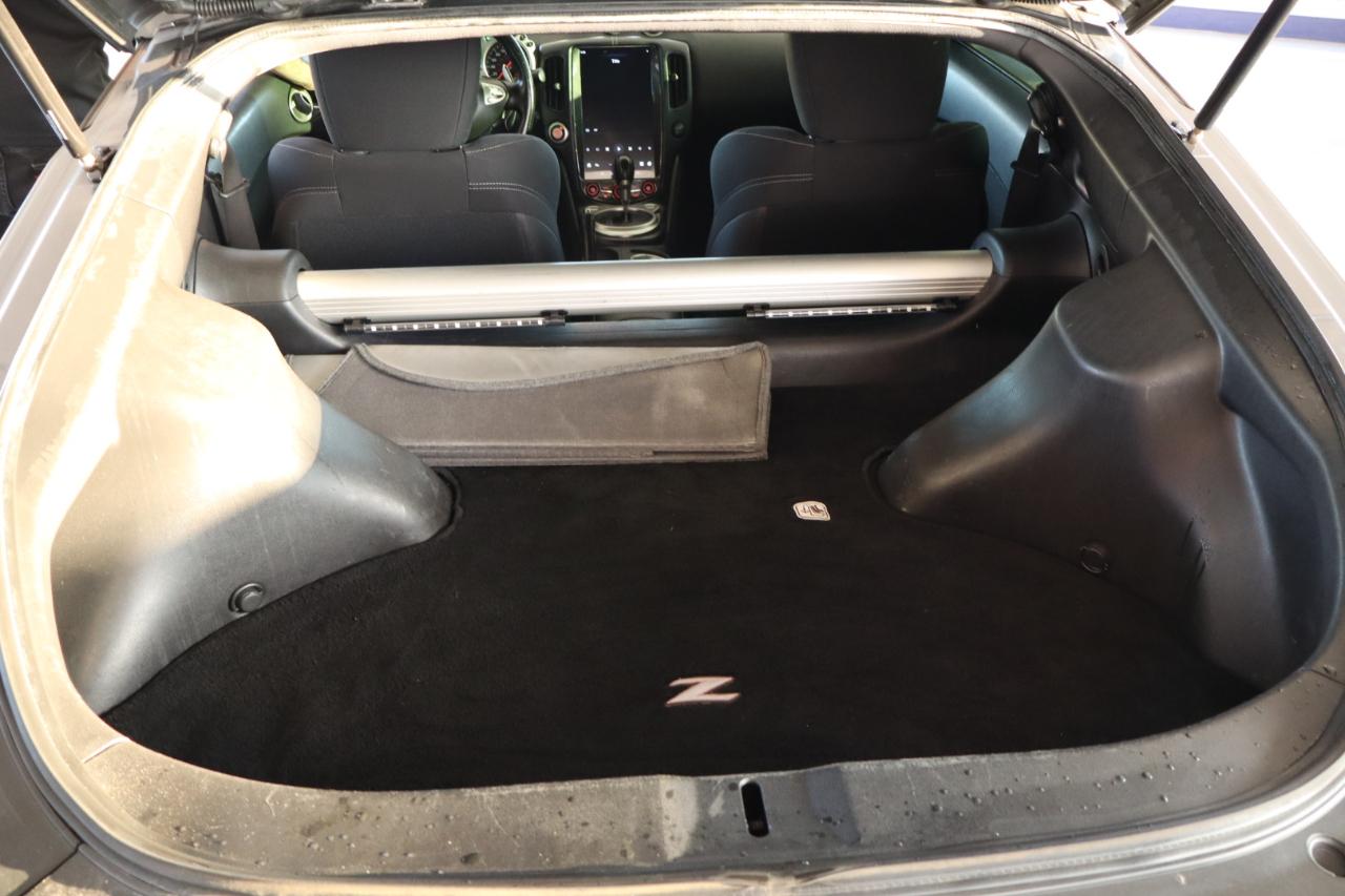 Nissan 370Z 2dr Cpe Auto 2012