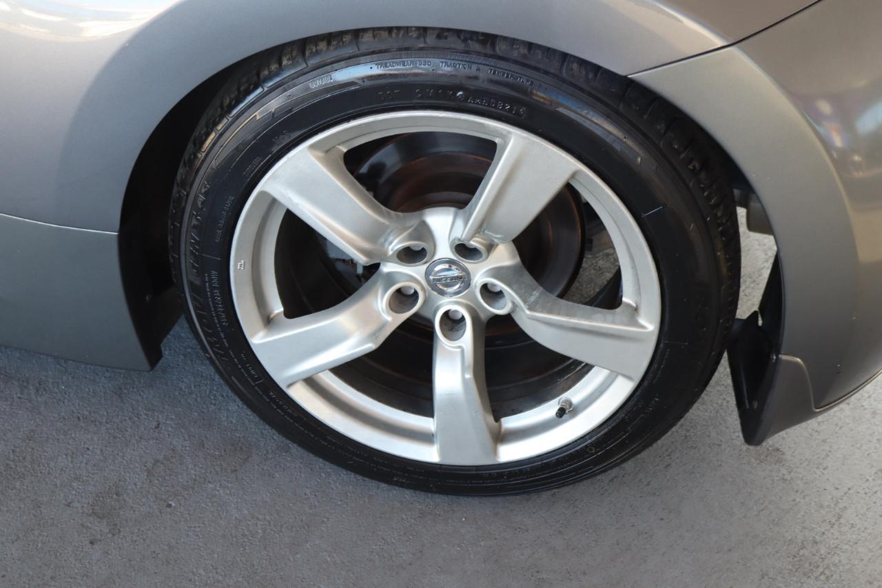 Nissan 370Z 2dr Cpe Auto 2012