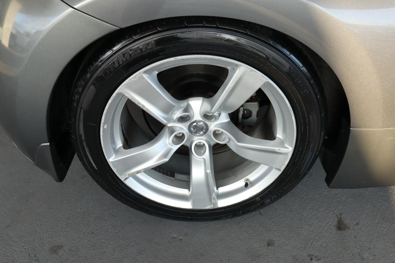 Nissan 370Z 2dr Cpe Auto 2012