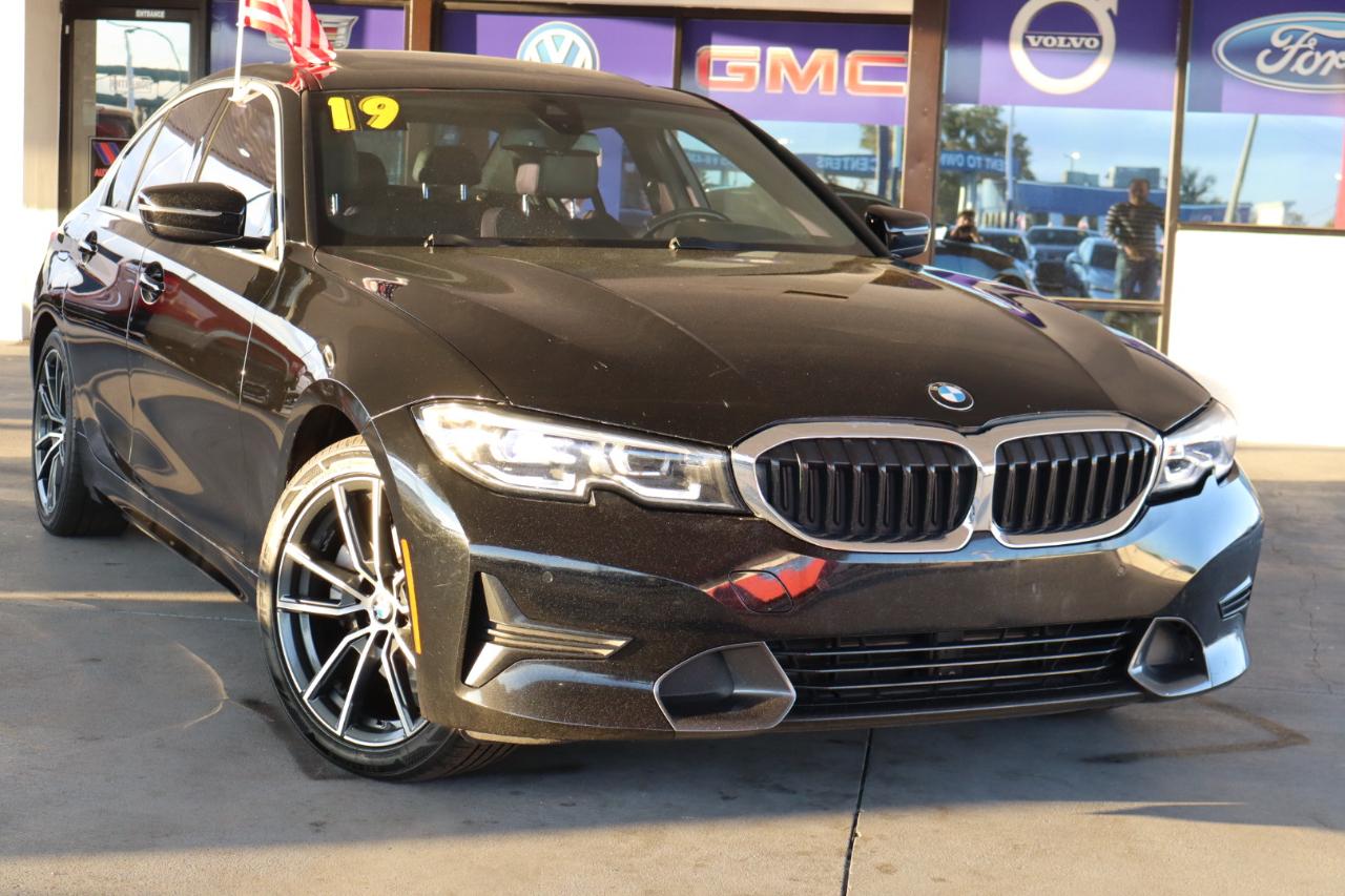 BMW 3 Series 330i Sedan 2019
