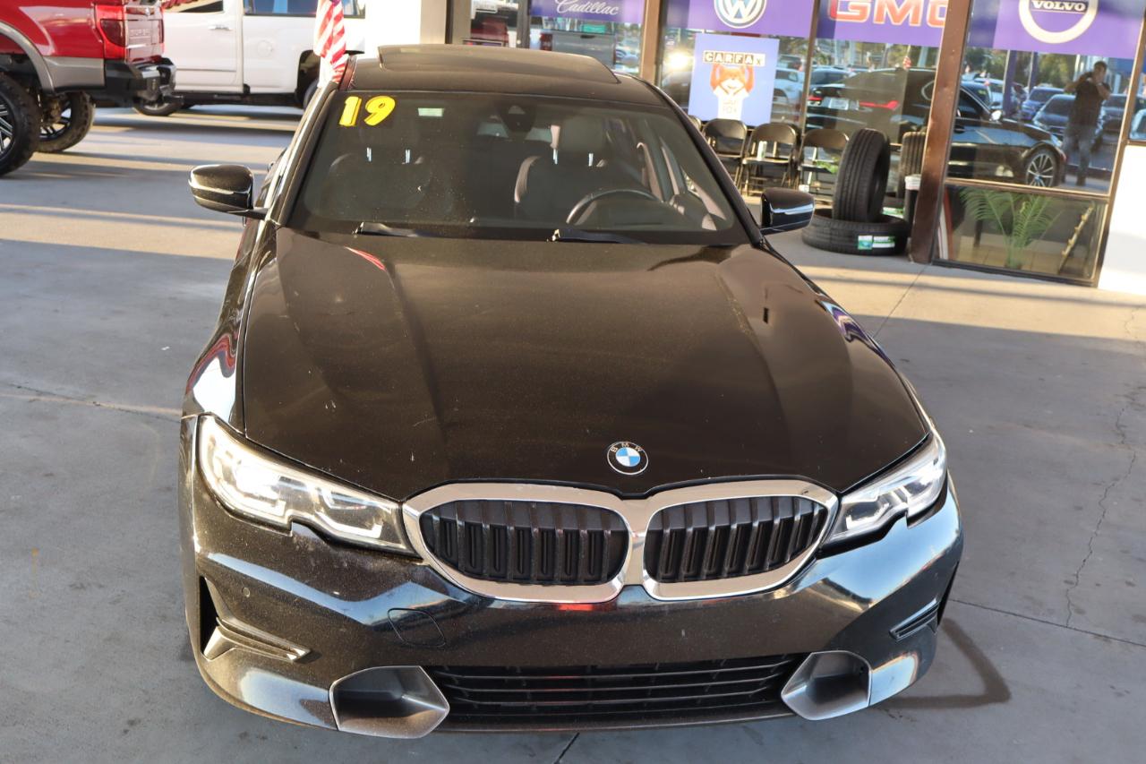 BMW 3 Series 330i Sedan 2019