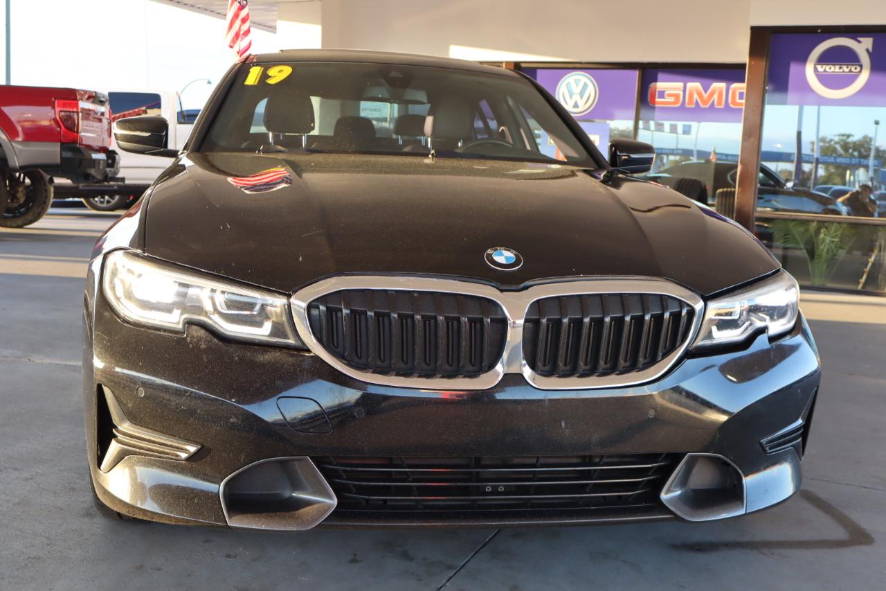 BMW 3 Series 330i Sedan 2019