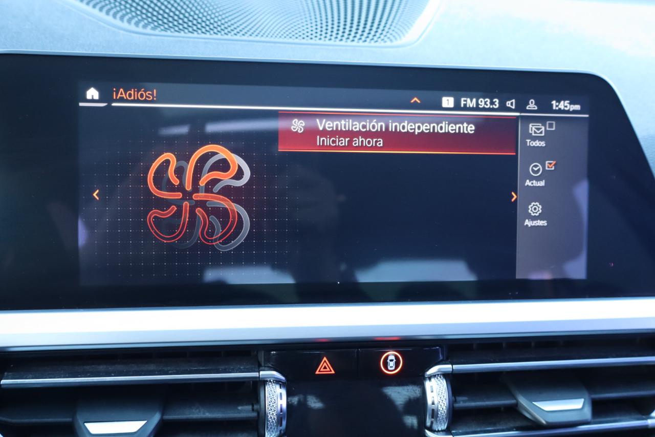 BMW 3 Series 330i Sedan 2019