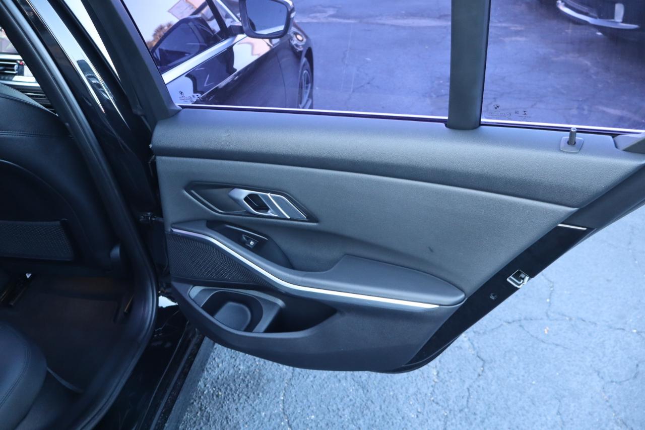 BMW 3 Series 330i Sedan 2019