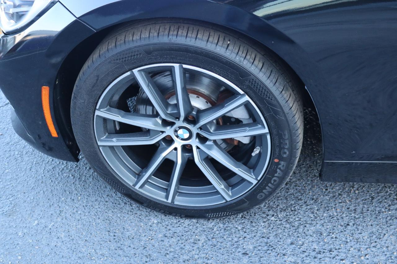 BMW 3 Series 330i Sedan 2019