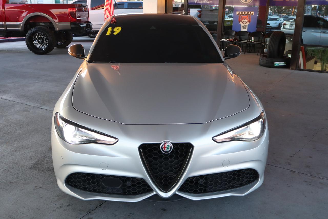 Alfa Romeo Giulia Ti Sport Carbon RWD 2019