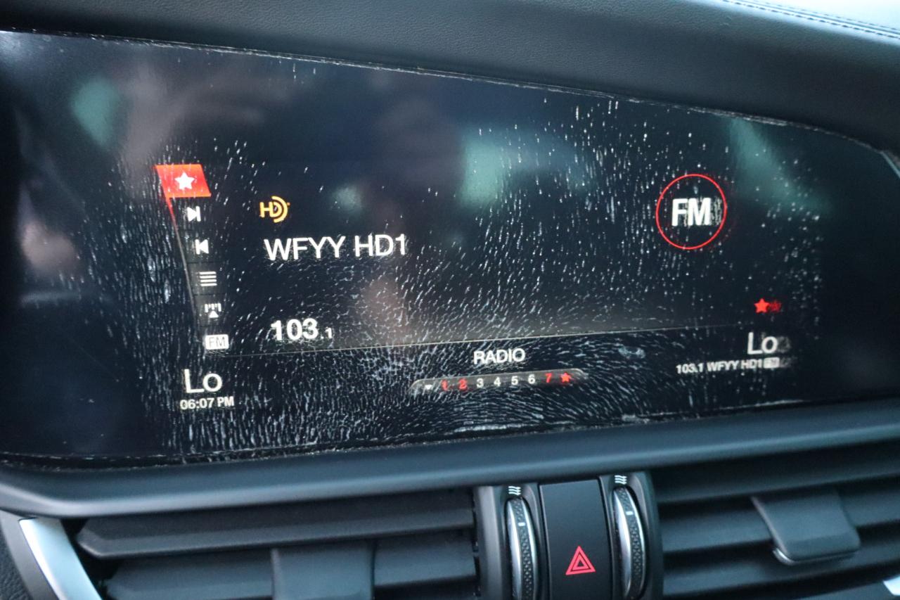 Alfa Romeo Giulia Ti Sport Carbon RWD 2019