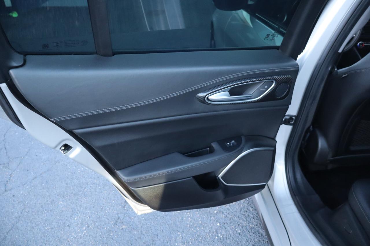 Alfa Romeo Giulia Ti Sport Carbon RWD 2019