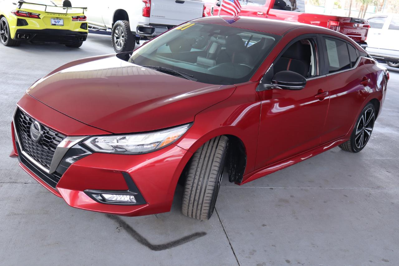Nissan Sentra SR CVT 2021