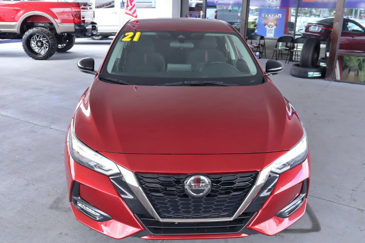 Nissan Sentra SR CVT 2021