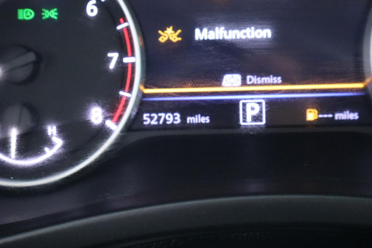 Nissan Sentra SR CVT 2021