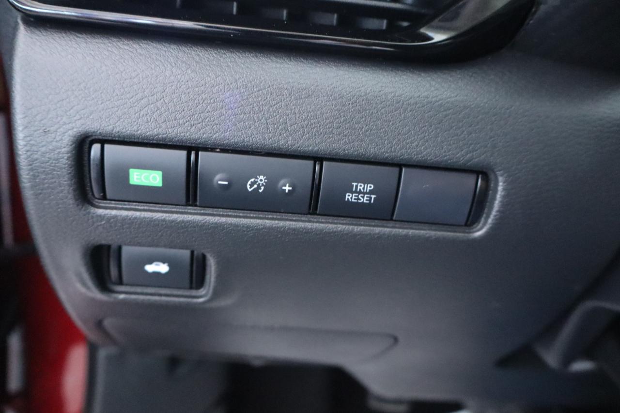 Nissan Sentra SR CVT 2021