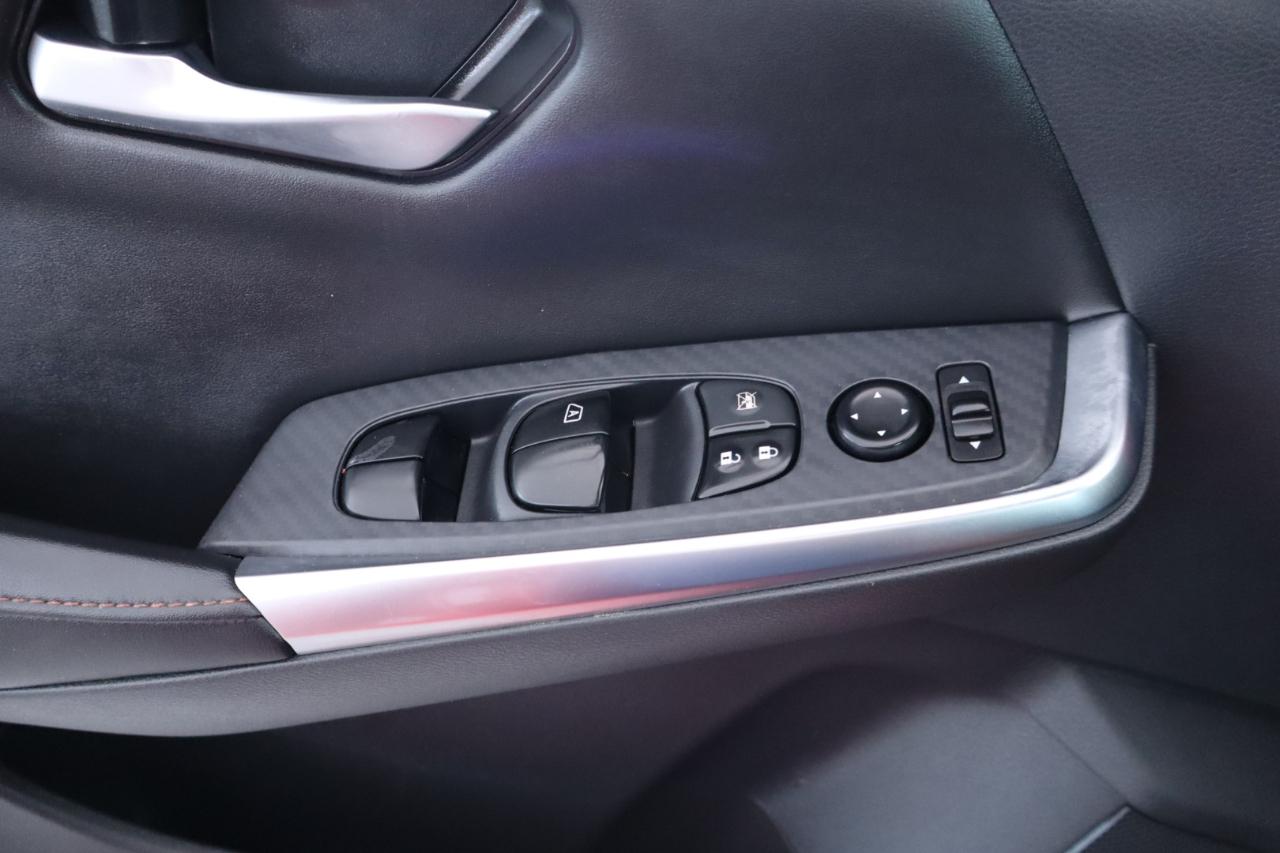 Nissan Sentra SR CVT 2021