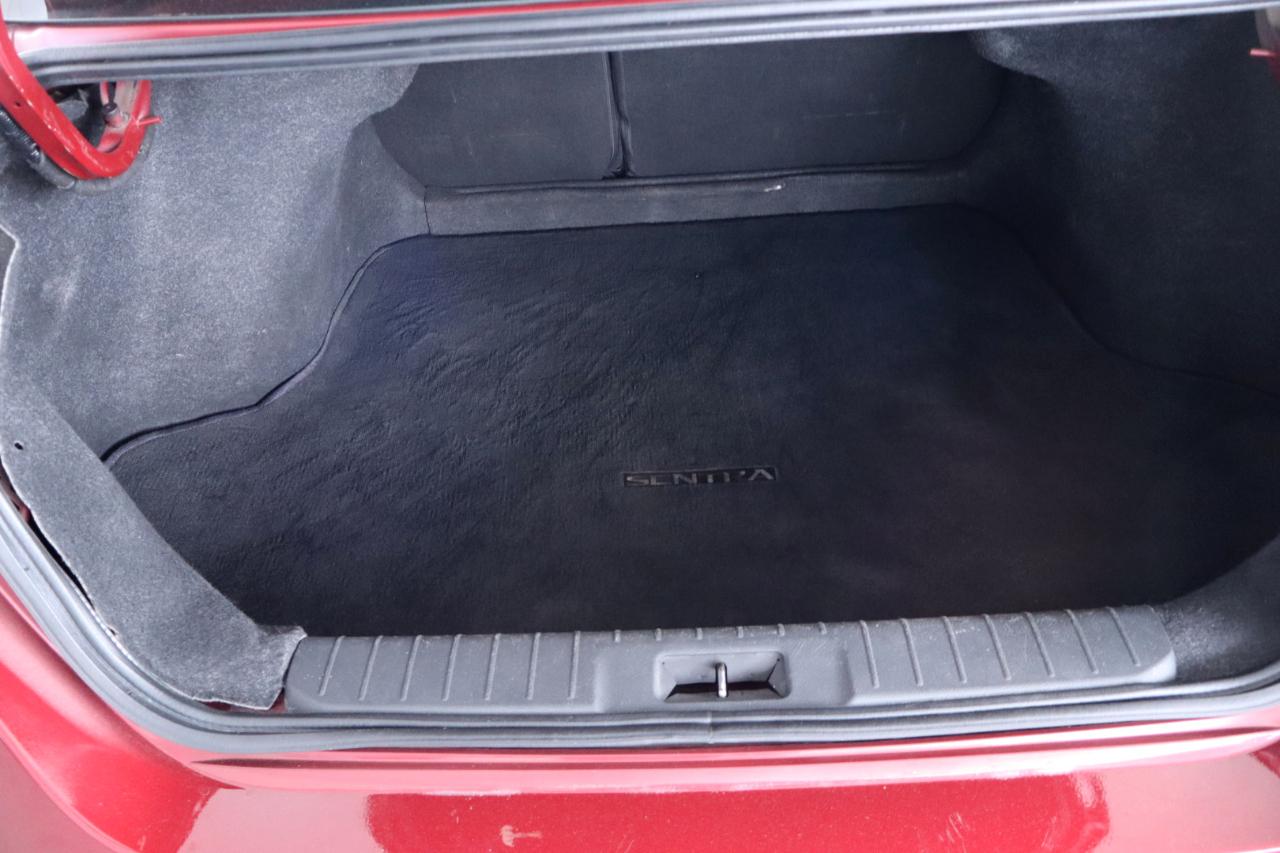 Nissan Sentra SR CVT 2021