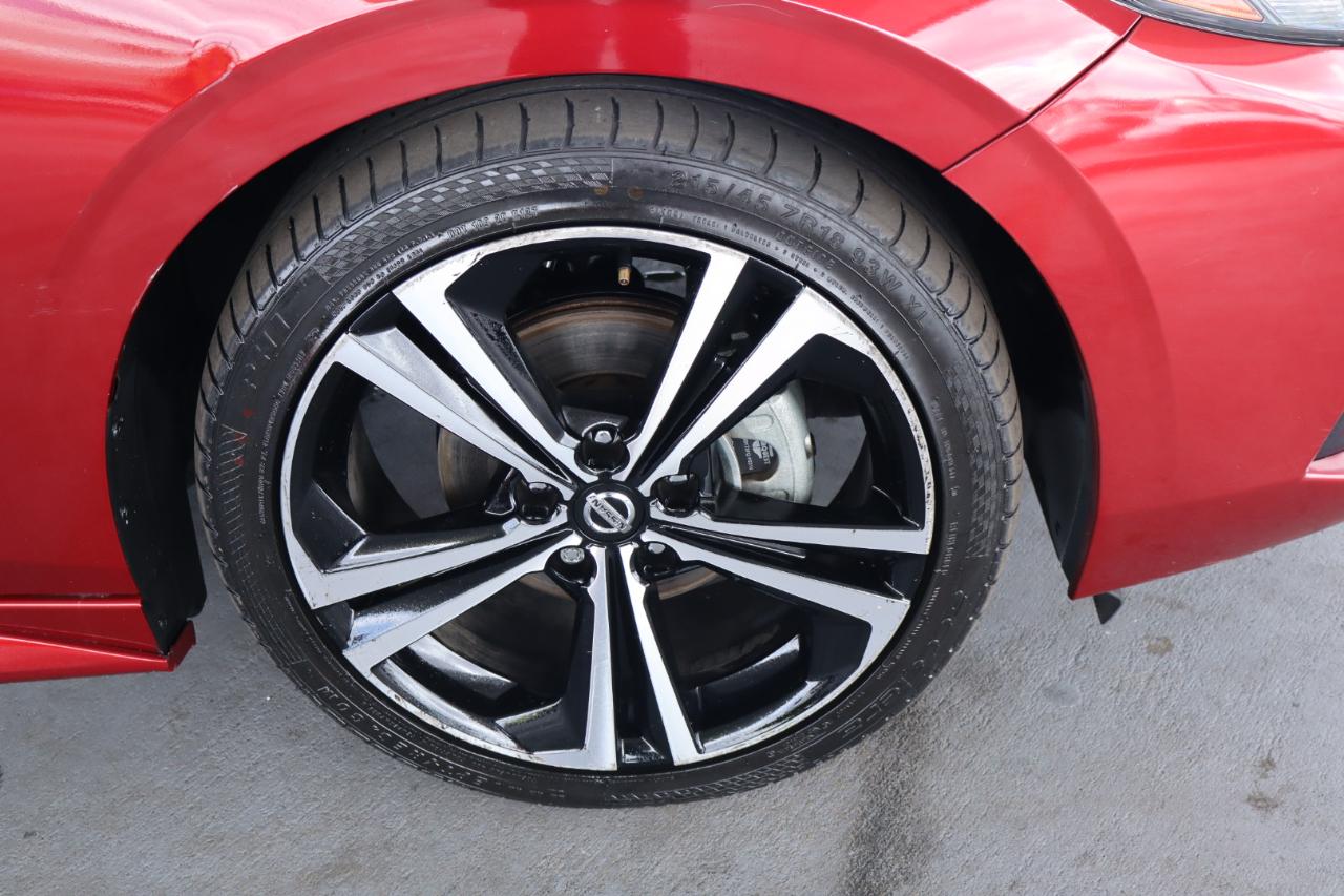 Nissan Sentra SR CVT 2021