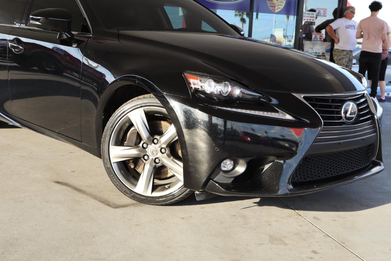 Lexus IS 350 4dr Sdn RWD 2016
