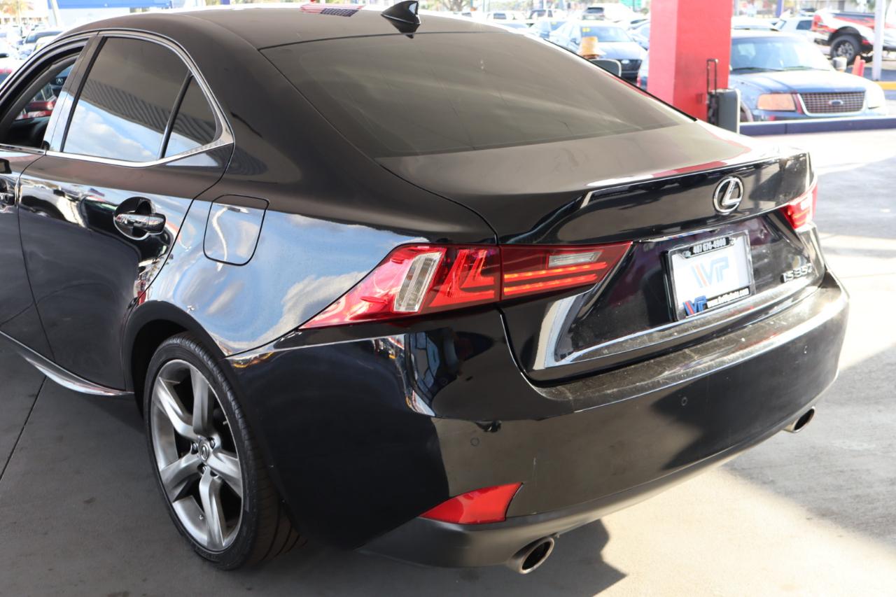 Lexus IS 350 4dr Sdn RWD 2016