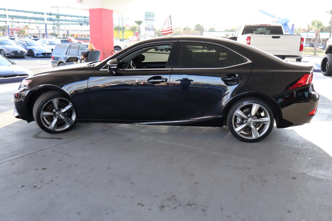 Lexus IS 350 4dr Sdn RWD 2016