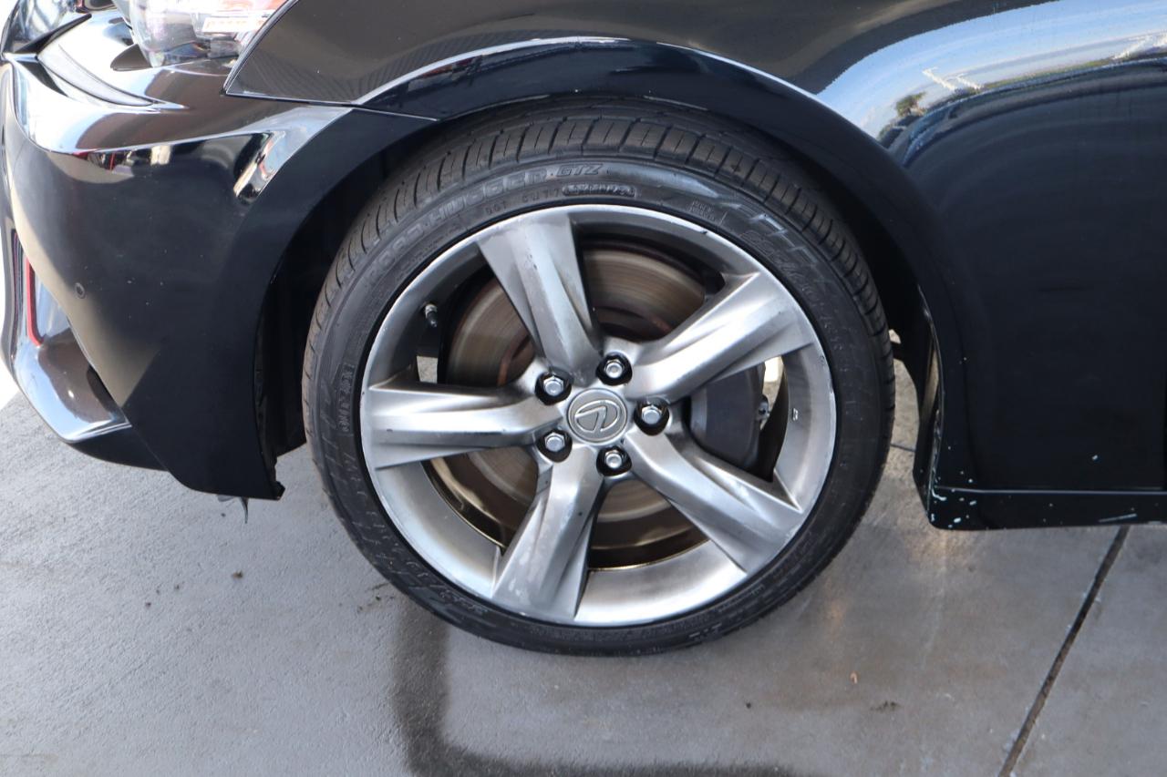 Lexus IS 350 4dr Sdn RWD 2016