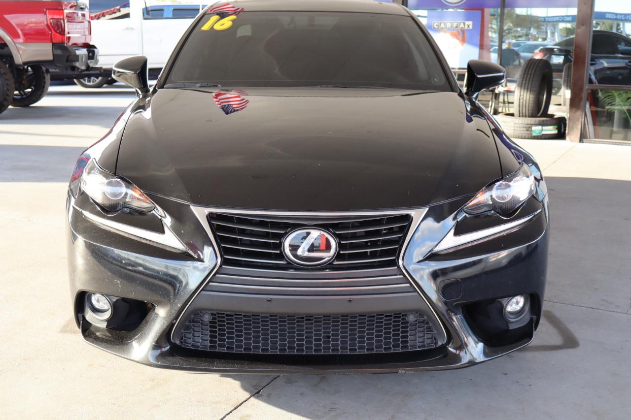 Lexus IS 350 4dr Sdn RWD 2016