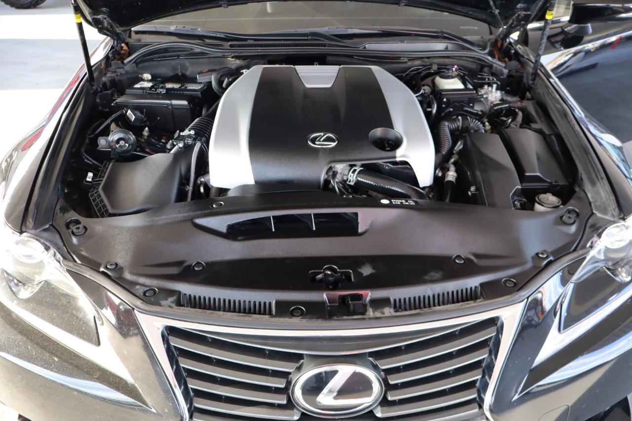 Lexus IS 350 4dr Sdn RWD 2016