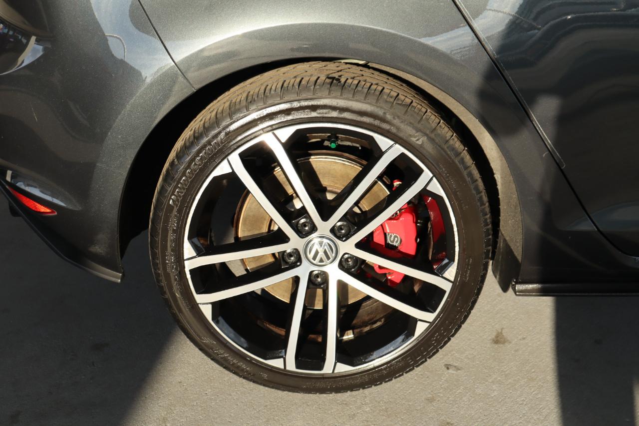 Volkswagen Golf GTI 2.0T 4-Door Autobahn DSG 2017