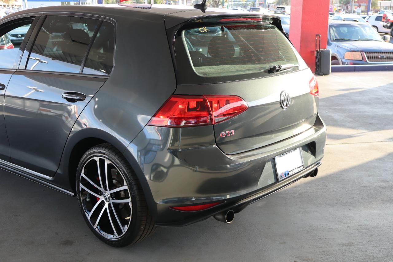 Volkswagen Golf GTI 2.0T 4-Door Autobahn DSG 2017