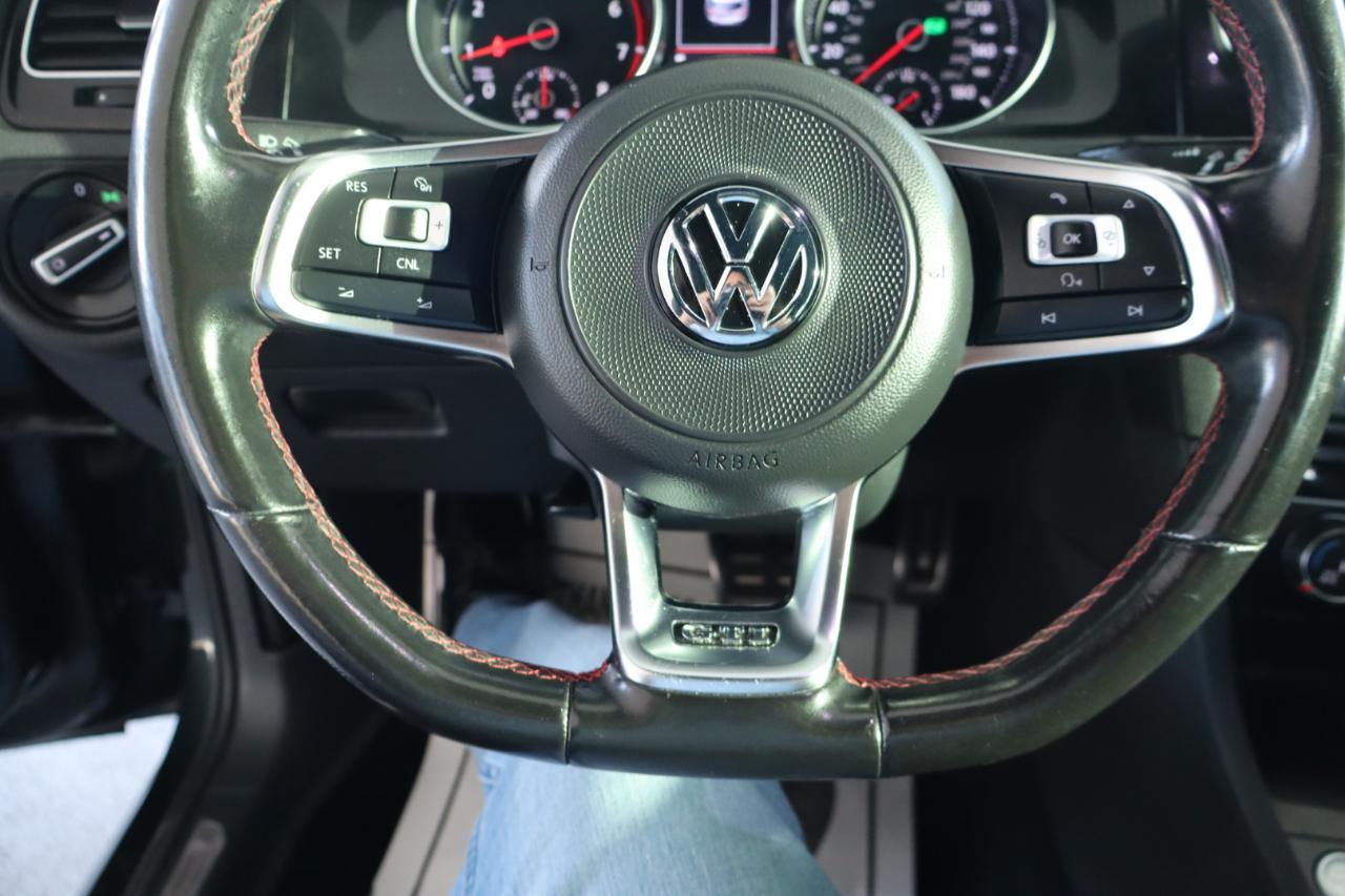 Volkswagen Golf GTI 2.0T 4-Door Autobahn DSG 2017