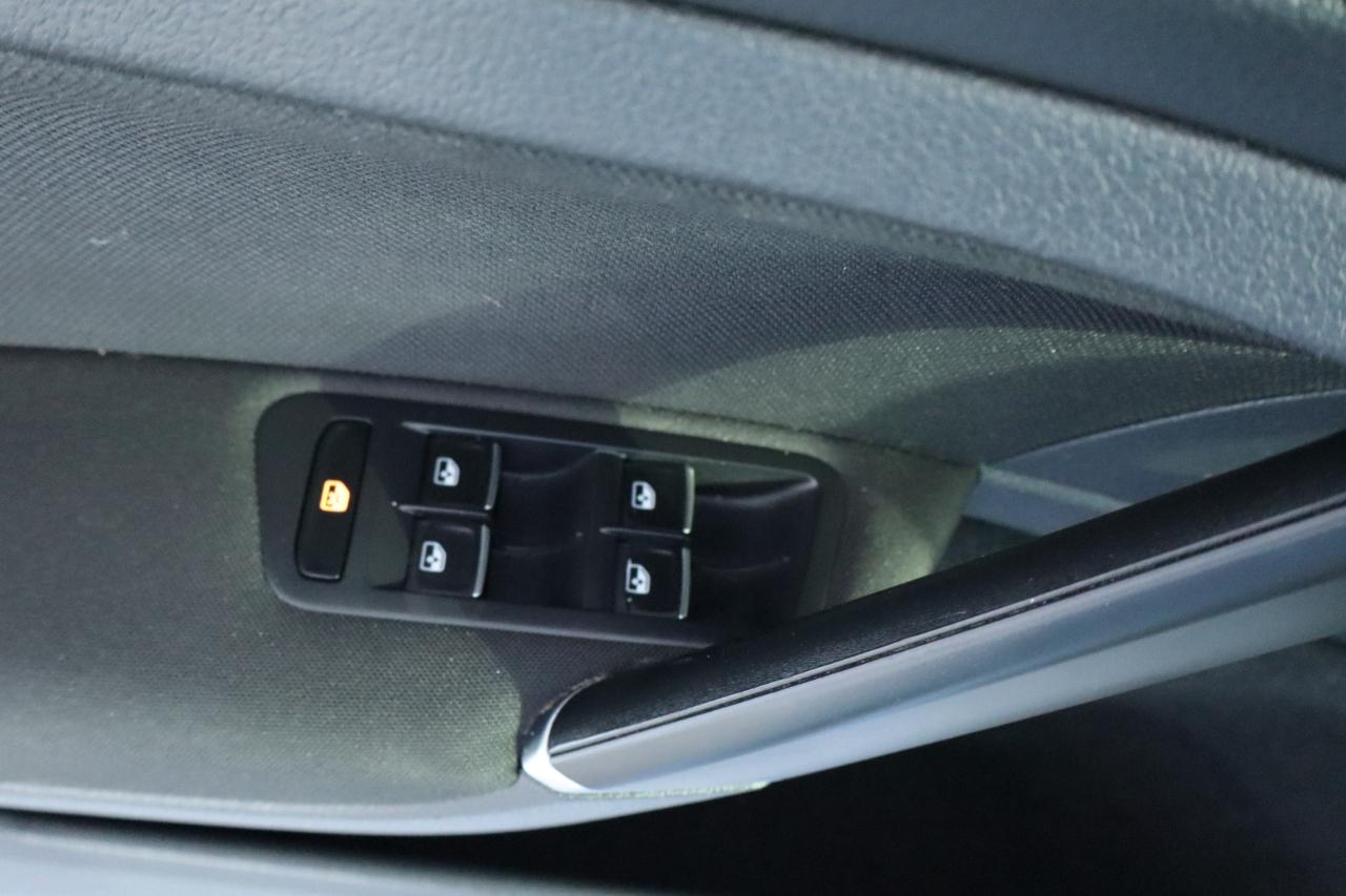 Volkswagen Golf GTI 2.0T 4-Door Autobahn DSG 2017