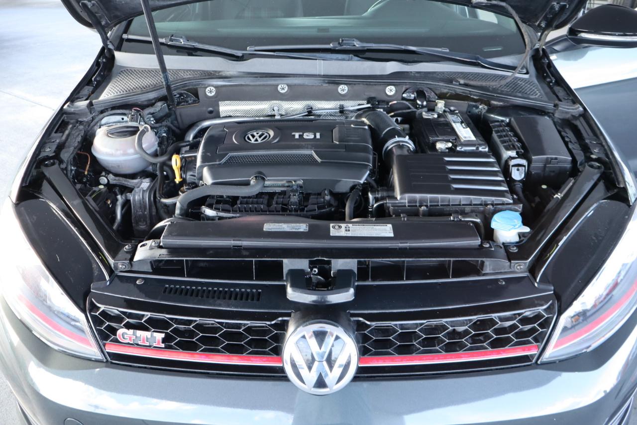 Volkswagen Golf GTI 2.0T 4-Door Autobahn DSG 2017