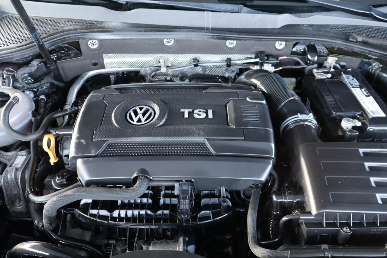 Volkswagen Golf GTI 2.0T 4-Door Autobahn DSG 2017