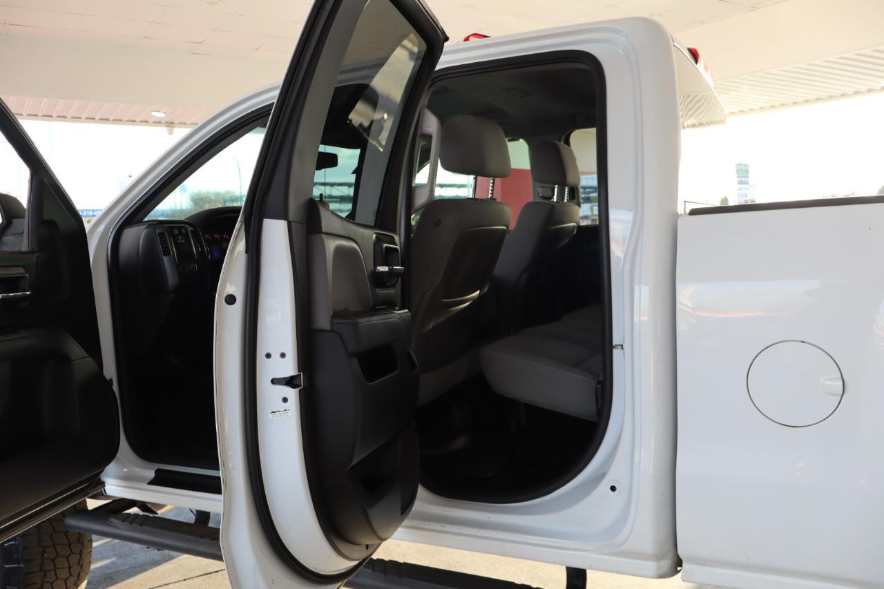 Chevrolet Silverado 1500 4WD Double Cab 143.5" Work Truck 2015