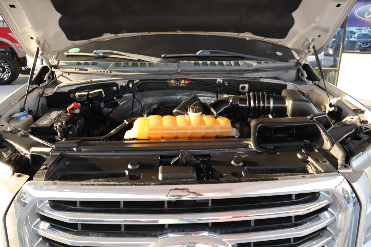 Ford F-150 2WD SuperCrew 150" XLT 2016