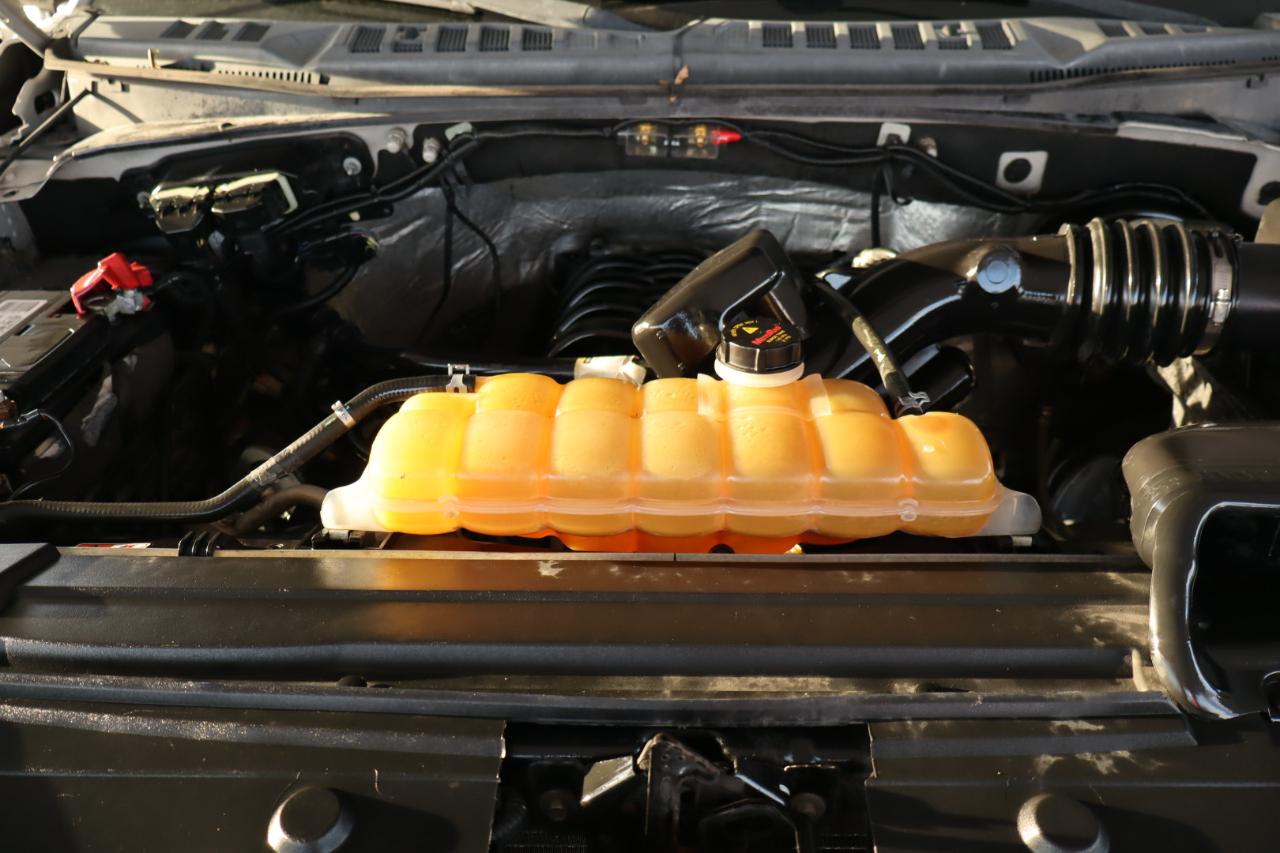 Ford F-150 2WD SuperCrew 150" XLT 2016