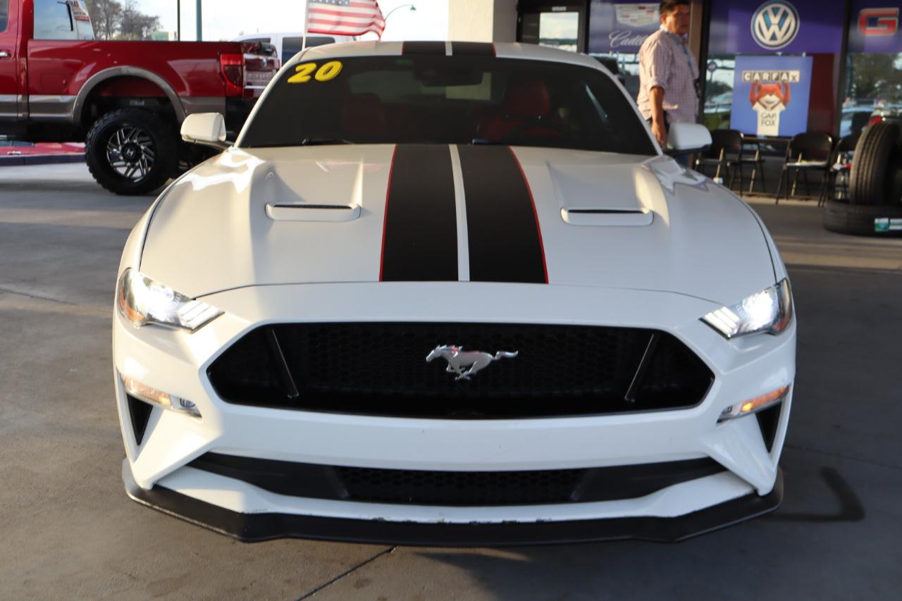 Ford Mustang GT Fastback 2020