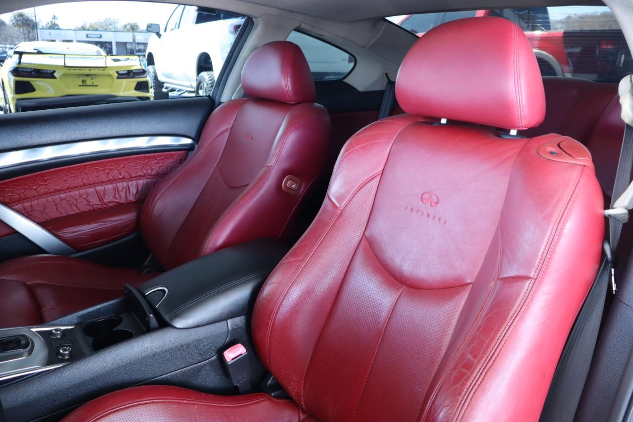Infiniti G37 Coupe 2dr IPL RWD 2011