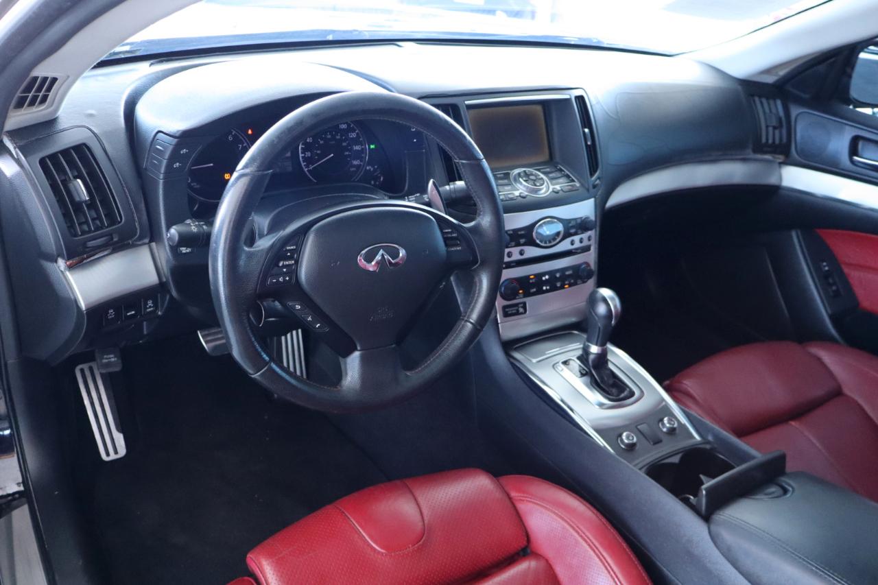 Infiniti G37 Coupe 2dr IPL RWD 2011